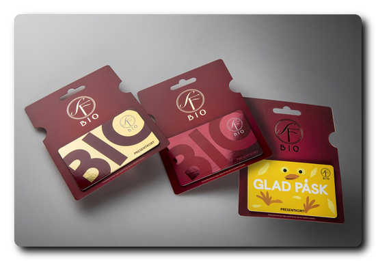 :“When we could have just as impactful cards in paperboard as in plastic we didn’t hesitate to switch – for the environment’s sake,” says Anna Marcusson, product manager for gift cards at SF Bio.