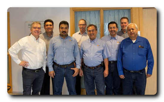 From left: Jan Erikson (Valmet), Dario Palma y Meza (PSF), Julio Rodriguez (PSF), Jan Larsson (Valmet), Fernando De La Torre (PSF), Enrique Zarate (PSF), Anders Lorentzon (Valmet) and Jose Luis Emanuel Garcia (PSF).